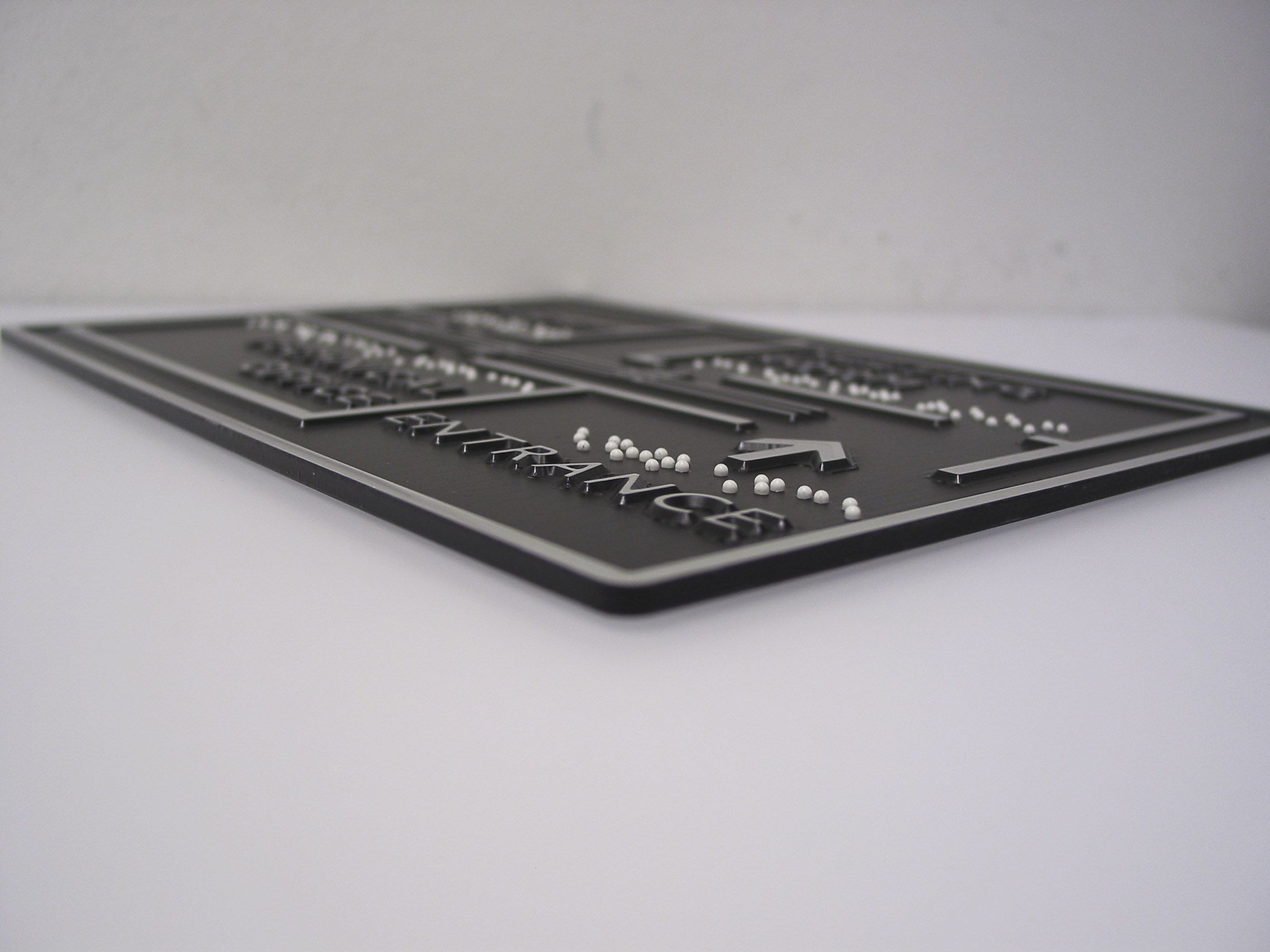 targa braille in alluminio