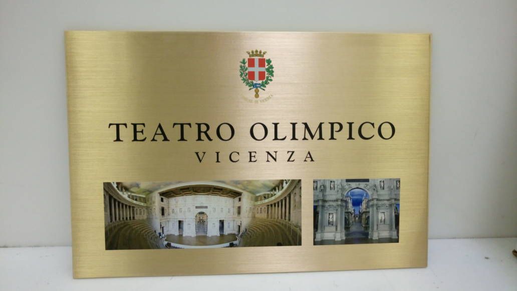 Targa In Ottone Con Stampa Digitale per Teatro Olimpico Vicenza