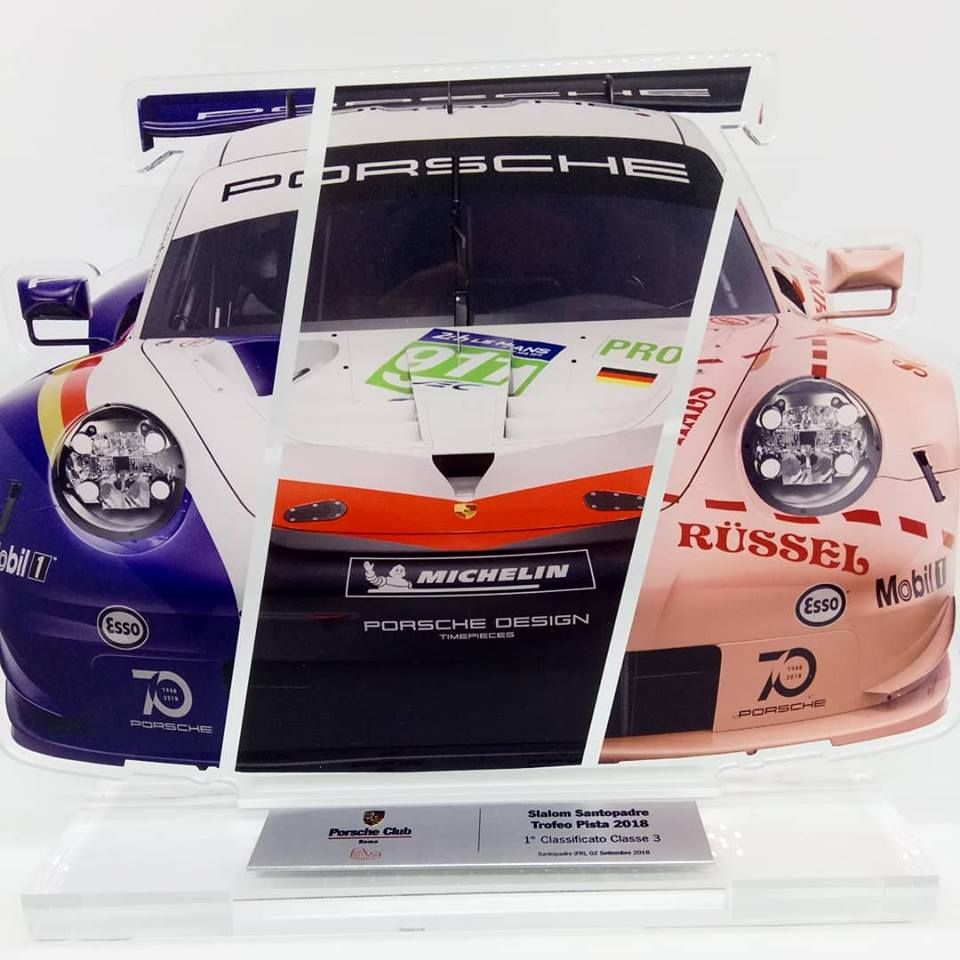 Trofeo personalizzato Porsche a forma di macchina